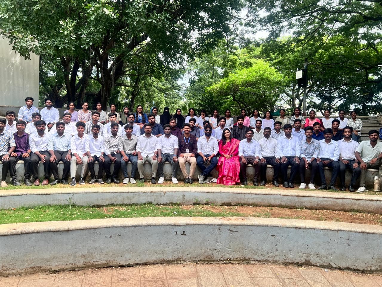 Dhaanish School of Management Vision